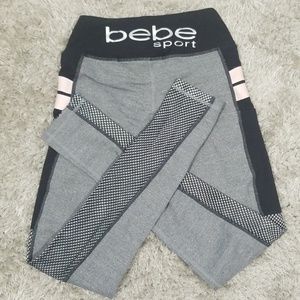 bebe SPORT work out leggings with side pockets XS
